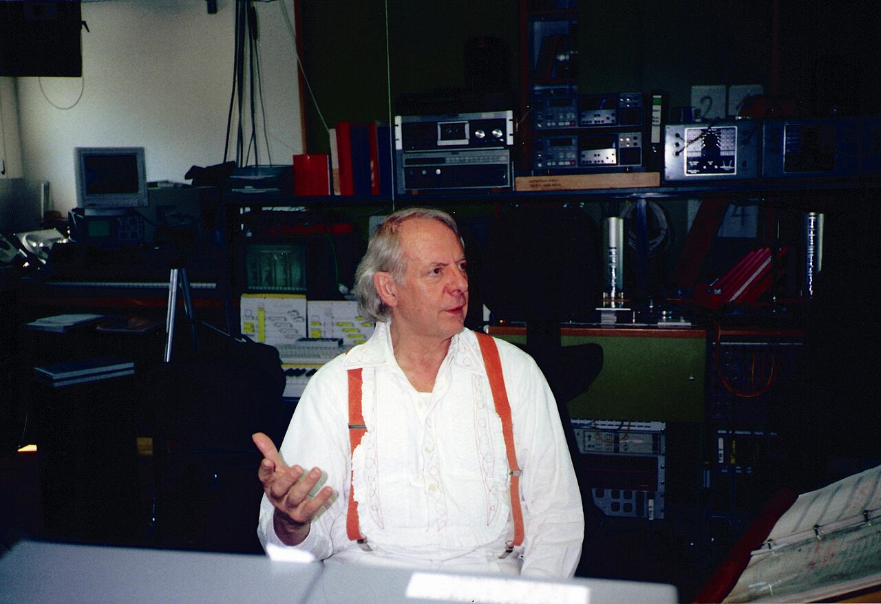 Stockhausen Studio (1996).jpg