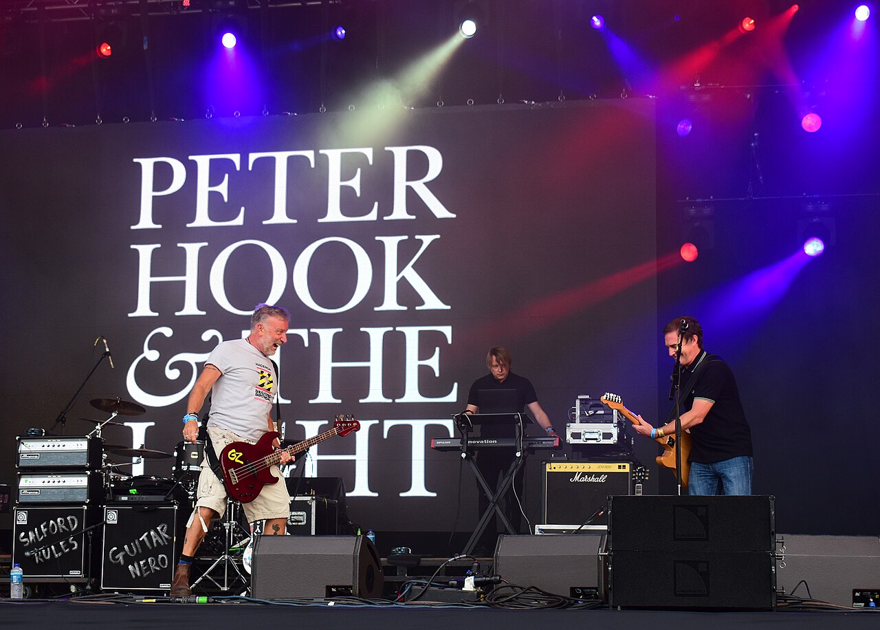 Peter Hook & The Light