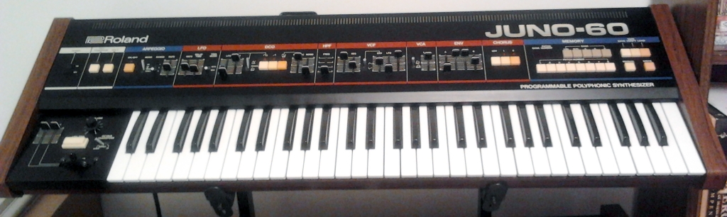 Roland JUNO-60.jpg
