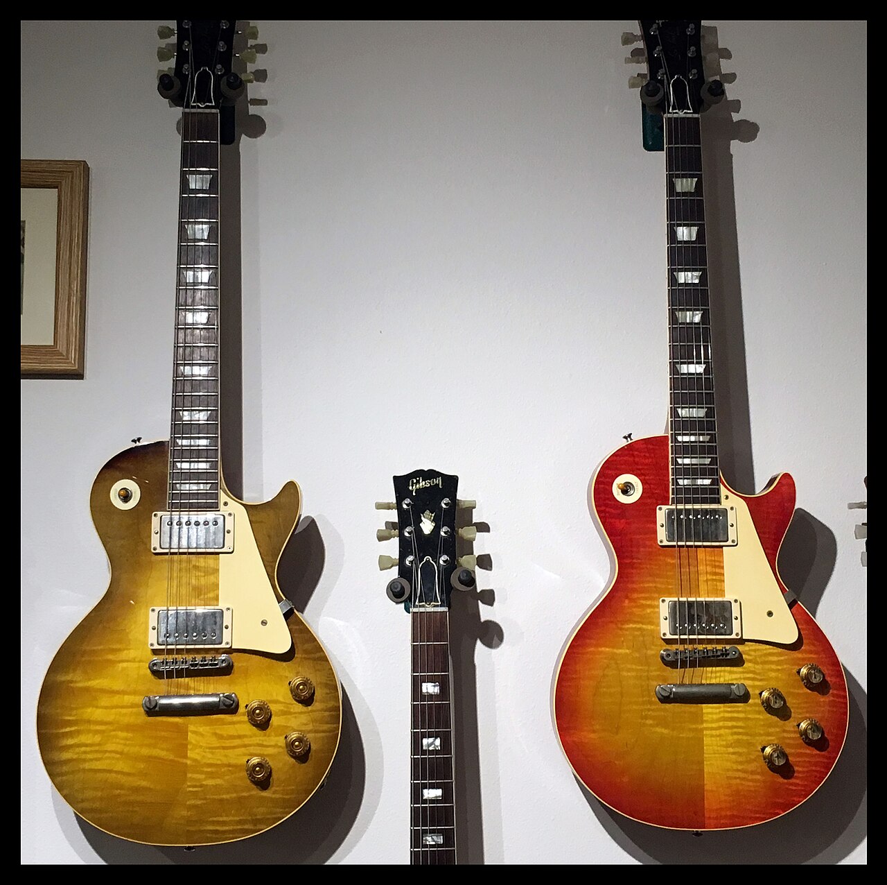 1959 and 1960 Gibson Les Paul Standard.jpg