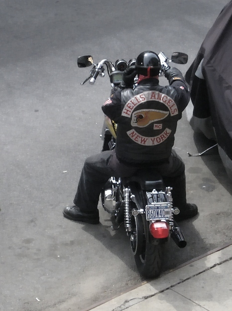 Hells Angels-03.jpg