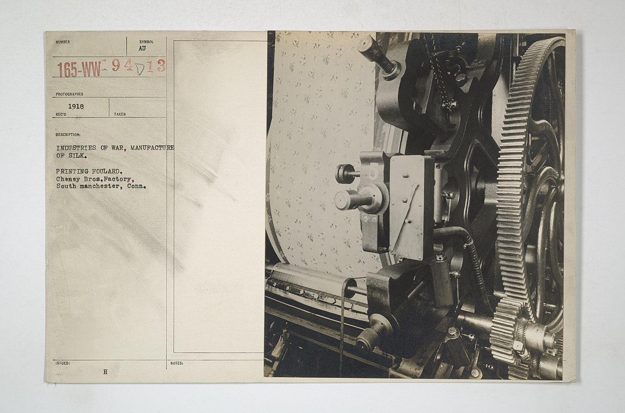 Industries of War - Cloth - Silk - INDUSTRIES OF WAR, MANUFACTURE OF SILK. PRINTING FOULARD. Cheney Bros. Factory, South Manchester, Connecticut - NARA - 31487238
