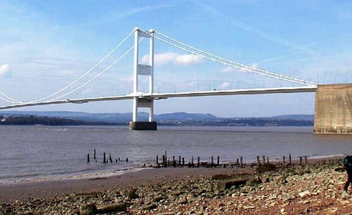 RICHEY EDWARDS / SEVERN BRIDGE 1995 Richey Edwards and the Severn Bridge Timestamp - supporting image