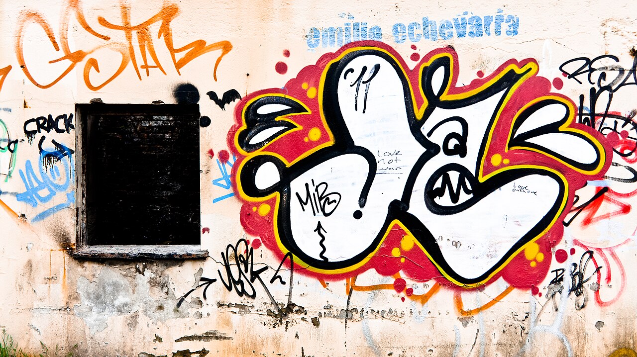 Street Art In Limerick City (5776230254)